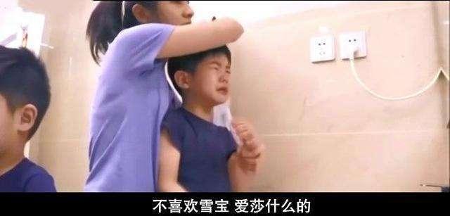 娱乐吃瓜直男视频,揭秘明星幕后故事